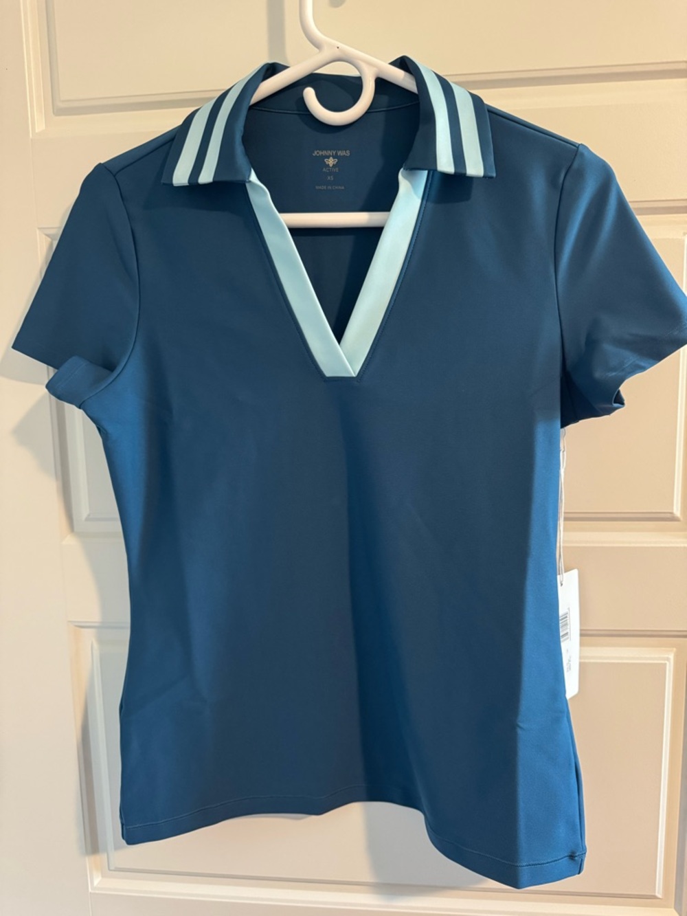 NWT Johnny Was Bee Active Basic Polo Tee, Poseidon Blue/Aqua, Size XS